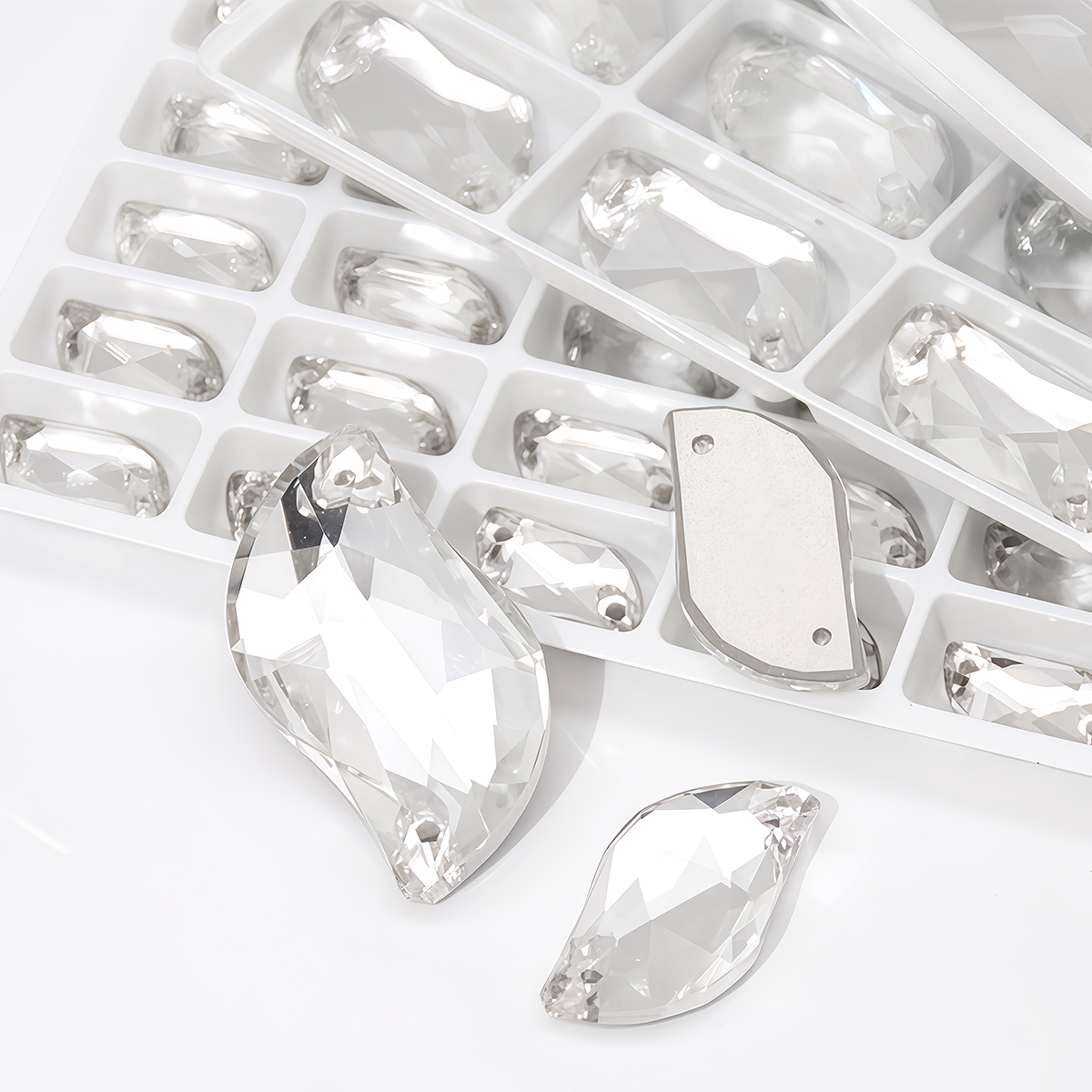 S Shape Sew On Rhinestone Crys - Women Bags Louis Vuitton บทวิจารณ์และราคา