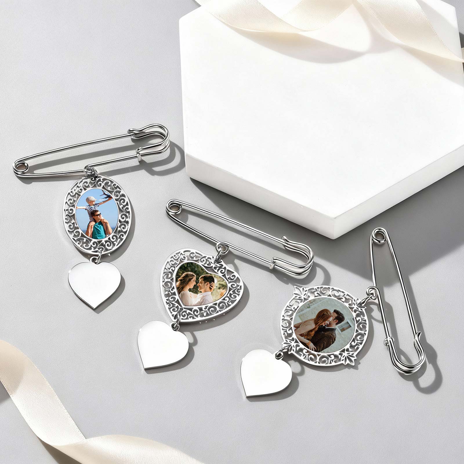 Custom Picture Badge Brooches  - Women Bags For Office บทวิจารณ์และราคา