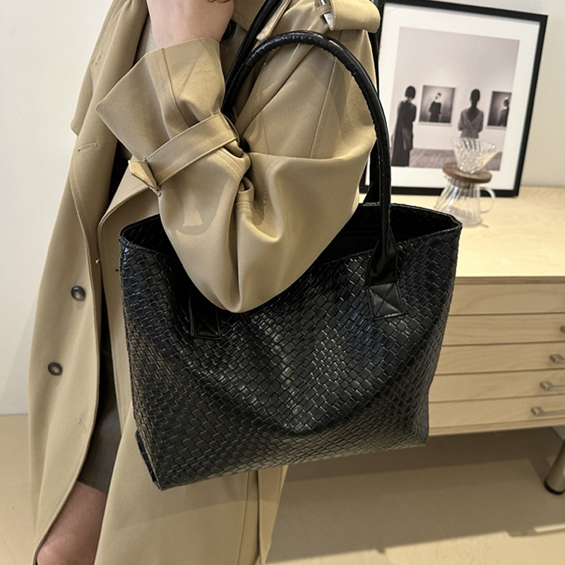 New Luxury Women's Tote Bags L - Women Bags On Sale บทวิจารณ์และราคา